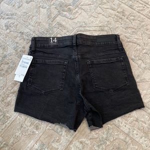 Treasure and Bond Shorts